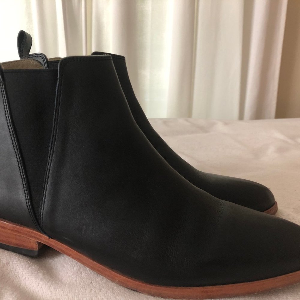 Women's Nisolo Chelsea Boots